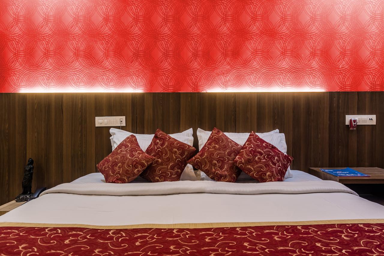 Hotel Panchratna Panvel Exterior foto