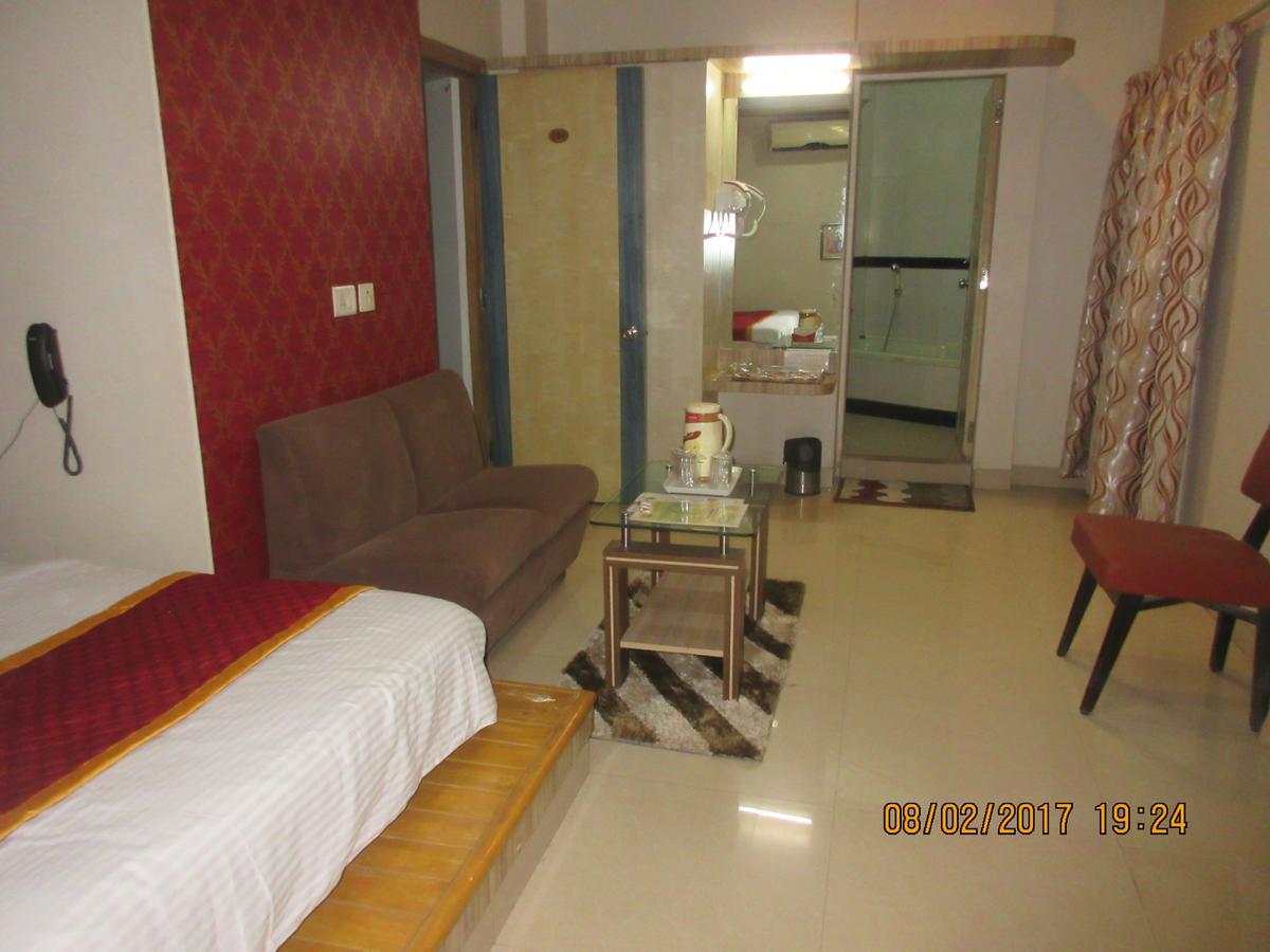 Hotel Panchratna Panvel Exterior foto